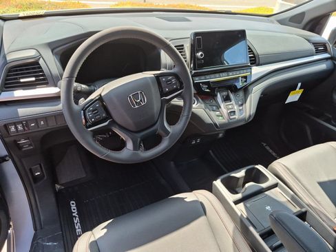 New 2026 Honda Odyssey Sport-L image 2