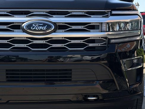 Certified 2024 Ford Expedition Max Platinum AWD/4WD image 9