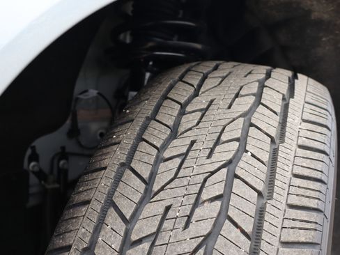 New 2026 Buick Enclave Avenir w/ Super Cruise Package AWD/4WD image 17