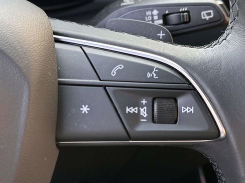 Used 2021 Audi Q8 Prestige AWD/4WD image 26