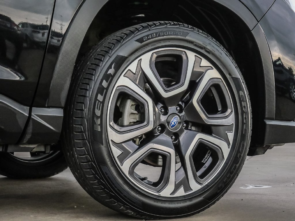 Used 2023 Subaru Ascent Limited AWD/4WD image 9