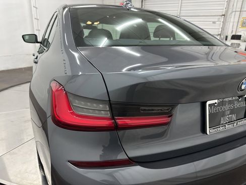 Used 2021 BMW 330i Sedan w/ M Sport Package image 30