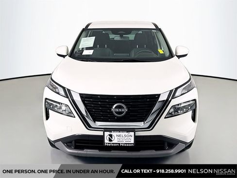 Certified 2023 Nissan Rogue SV AWD/4WD image 2