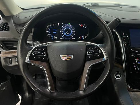 Used 2016 Cadillac Escalade ESV Luxury image 19