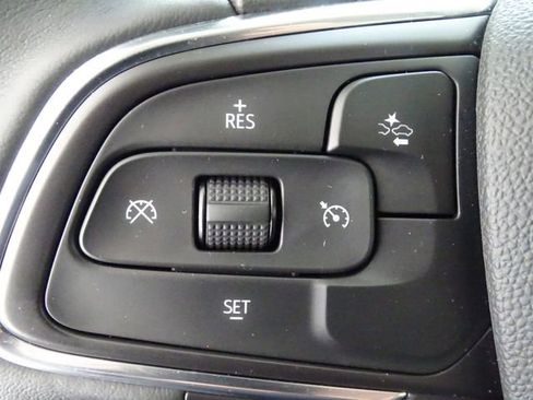 Used 2023 Buick Encore GX Preferred w/ Cold Weather Comfort Package AWD/4WD image 7