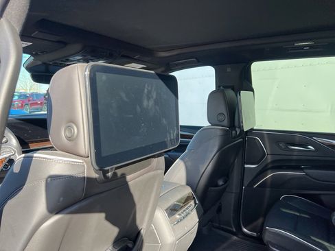 Used 2023 Cadillac Escalade Premium Luxury w/ LPO, Floor Liner Package image 8