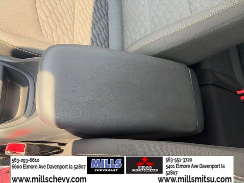 Used 2020 Chevrolet Equinox LT FWD image 18