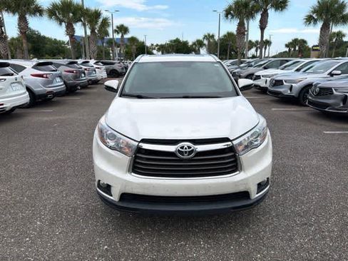Used 2016 Toyota Highlander XLE FWD image 9
