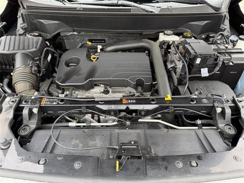 Used 2023 GMC Terrain AT4 image 32