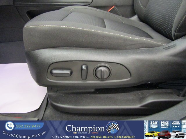 Certified 2023 GMC Acadia SLE w/ Driver Convenience Package FWD image 24