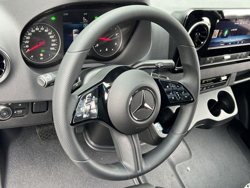 New 2026 Mercedes-Benz Sprinter 2500 image 21
