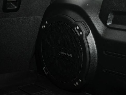 Used 2018 Jeep Wrangler Unlimited Sahara image 44