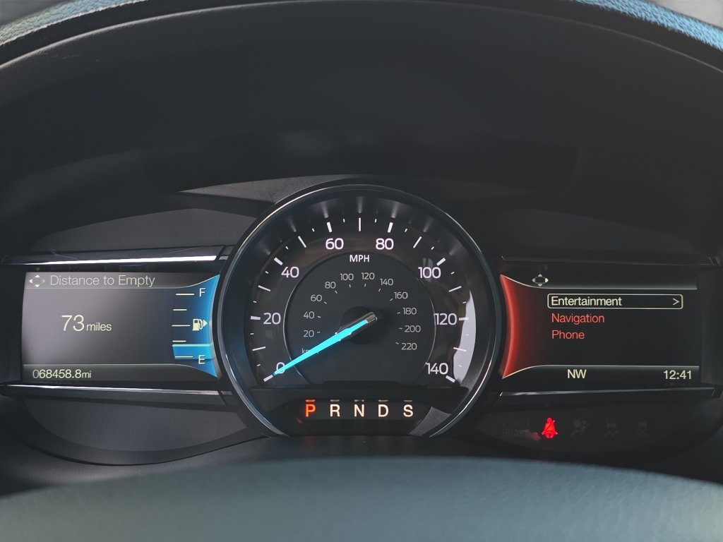 Used 2018 Ford Explorer XLT w/ Equipment Group 202A FWD image 24