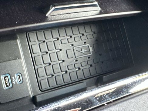 Certified 2024 Ford Expedition Max Platinum image 26