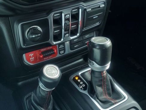 Used 2020 Jeep Gladiator Rubicon image 28