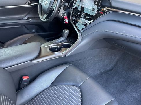 Used 2024 Toyota Camry SE FWD image 31