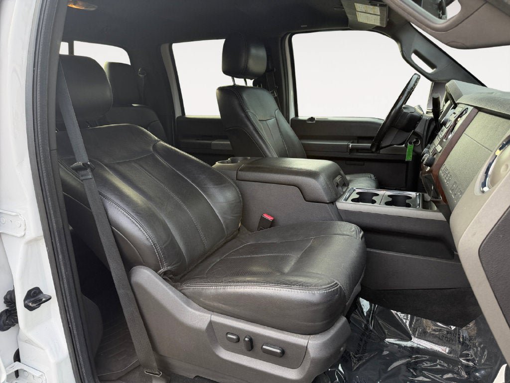 Used 2012 Ford F250 Lariat w/ Lariat Interior Pkg AWD/4WD image 25