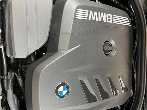 Used 2025 BMW 330i xDrive Sedan w/ Premium Package AWD/4WD image 25