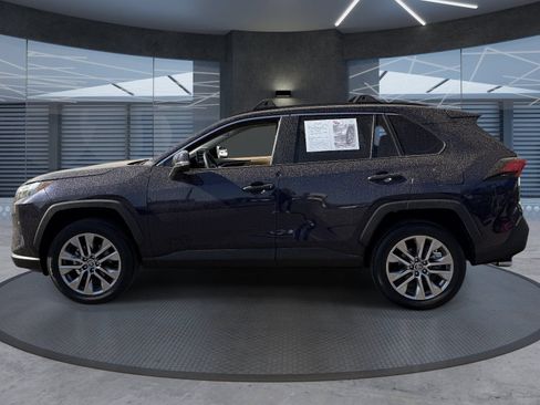 Used 2023 Toyota RAV4 XLE Premium FWD image 3