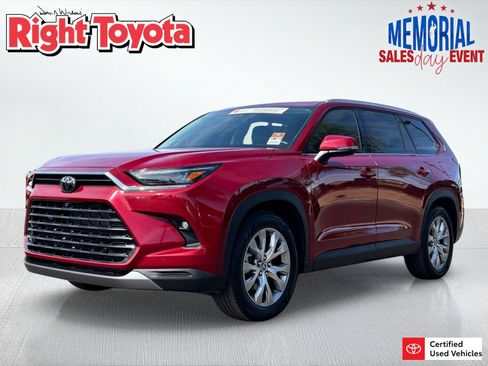 Certified 2025 Toyota Grand Highlander AWD image 1