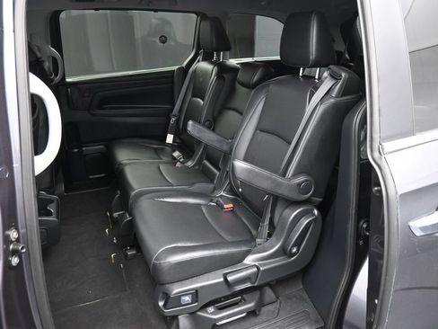 Certified 2024 Honda Odyssey Touring image 22