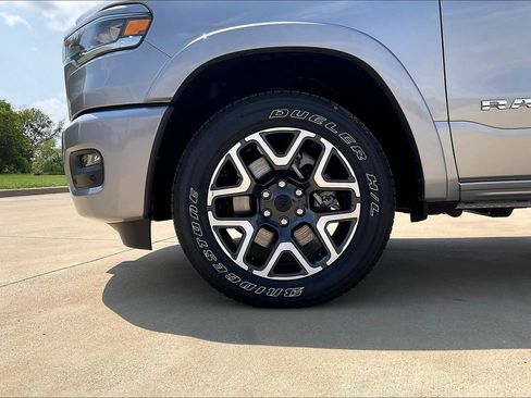 Used 2026 RAM 1500 Laramie w/ Sport Appearance Package AWD/4WD image 17