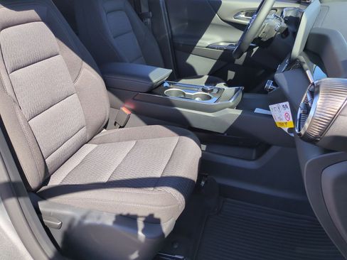 New 2026 Chevrolet Equinox LT image 27