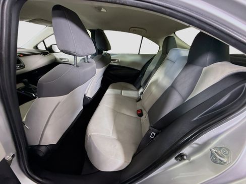 Used 2020 Toyota Corolla LE image 24