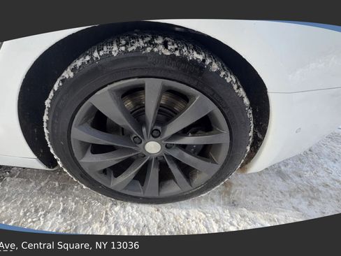 Used 2017 Tesla Model S 90D image 10