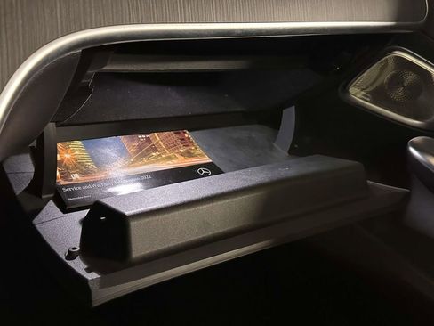 Used 2022 Mercedes-Benz C 300 4MATIC Sedan w/ Pinnacle Trim Package image 29