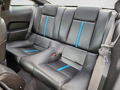 Used 2010 Ford Mustang GT Premium image 16