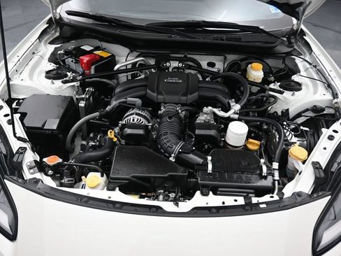Used 2025 Toyota GR86 Premium w/ Performance Package RWD image 40