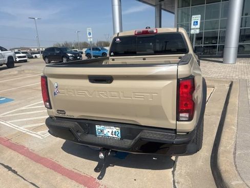 Used 2023 Chevrolet Colorado Trail Boss w/ Technology Package image 6