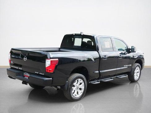 Certified 2024 Nissan Titan SV w/ SV Convenience Package AWD/4WD image 3
