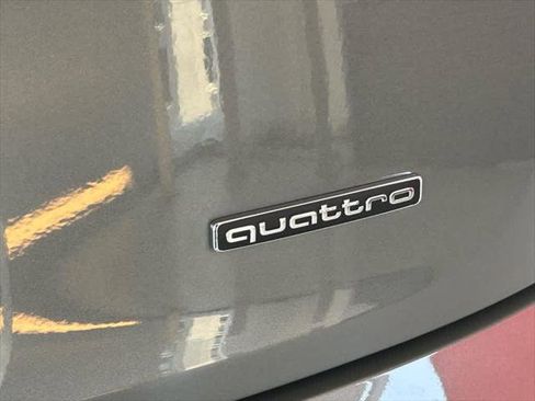 Certified 2025 Audi Q5 2.0T Premium image 22