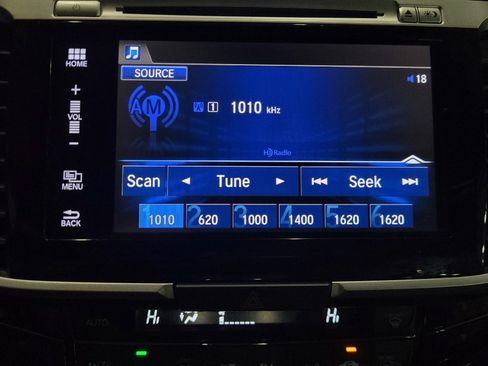 Used 2017 Honda Accord EX image 25
