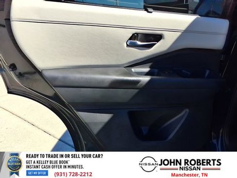 Certified 2024 Nissan Pathfinder SL image 11