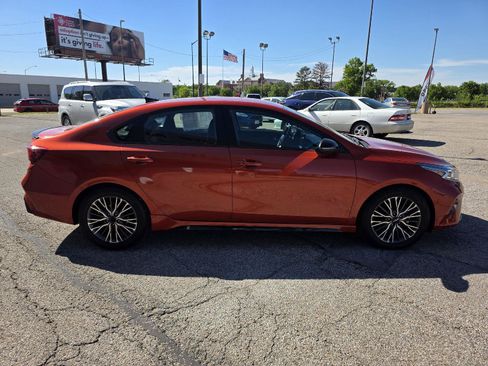 Used 2023 Kia Forte GT-Line FWD image 4