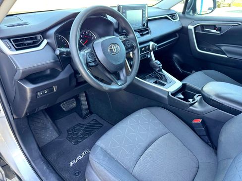 Used 2021 Toyota RAV4 XLE image 11