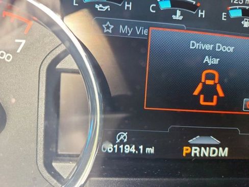 Used 2020 Ford F150 Lariat image 12