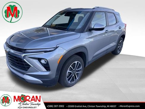 Certified 2024 Chevrolet TrailBlazer LT w/ LT Cold Weather Package FWD image 1