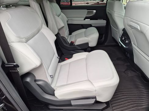 New 2026 Ford Expedition Max Platinum AWD/4WD image 24