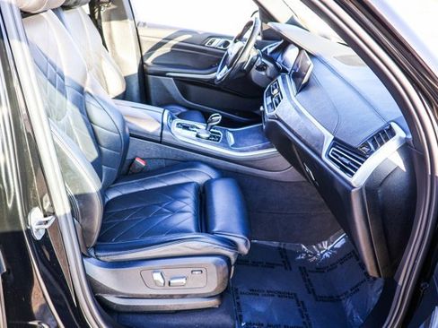 Used 2023 BMW X5 xDrive40i image 28