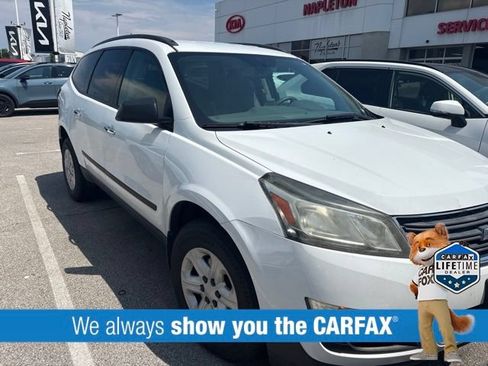 Used 2017 Chevrolet Traverse LS FWD image 2