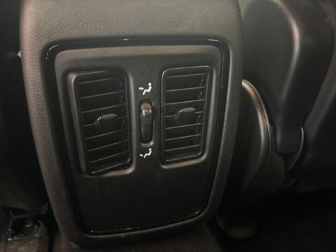 Used 2025 Dodge Durango GT AWD/4WD image 20