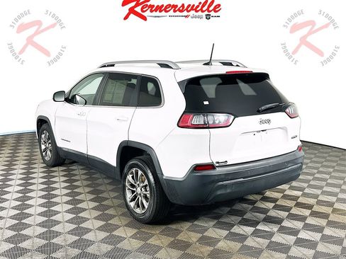 Used 2020 Jeep Cherokee Latitude Plus image 5