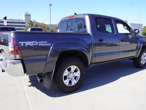 Used 2014 Toyota Tacoma PreRunner w/ TRD Off-Road Package RWD image 7
