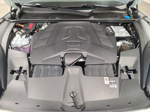 New 2026 Porsche Cayenne image 30