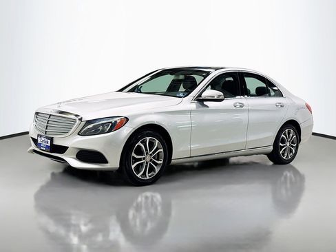 Used 2015 Mercedes-Benz C 300 4MATIC Sedan image 3
