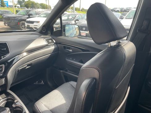 Used 2020 Honda Pilot Black Edition image 28